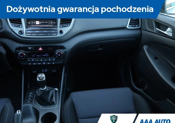 Hyundai Tucson cena 75000 przebieg: 111606, rok produkcji 2017 z Łapy małe 326